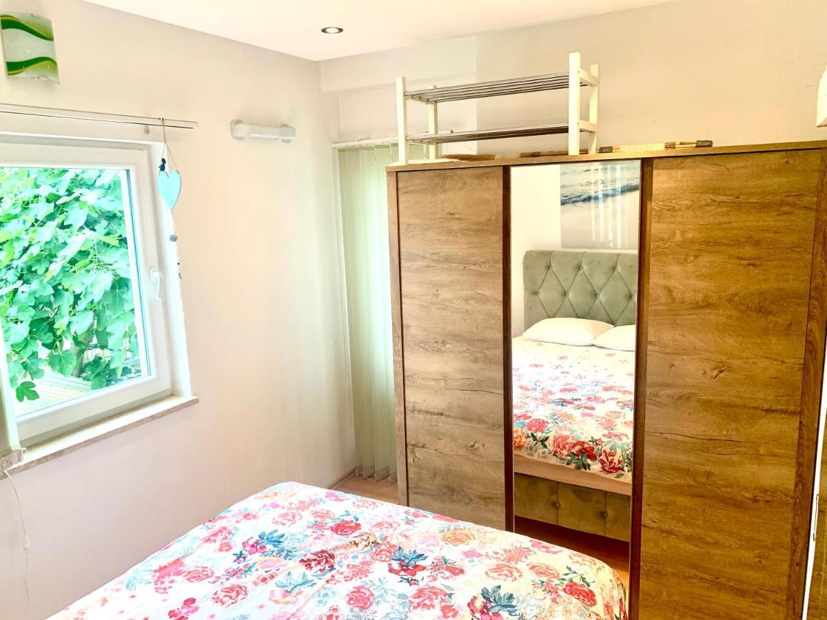 Happy Hours Rovinj Ngoại thất bức ảnh